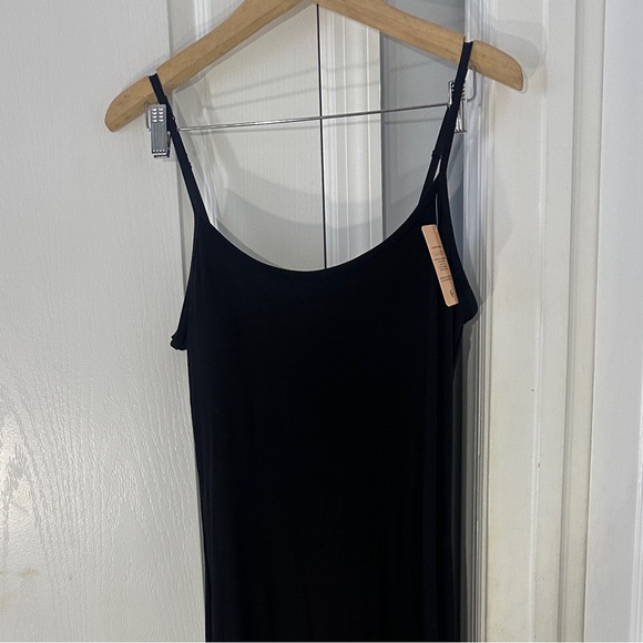 NWT BUILT IN SHAPE WEAR BODY CON BLACK MAXI DRESS - Picture 7 of 9